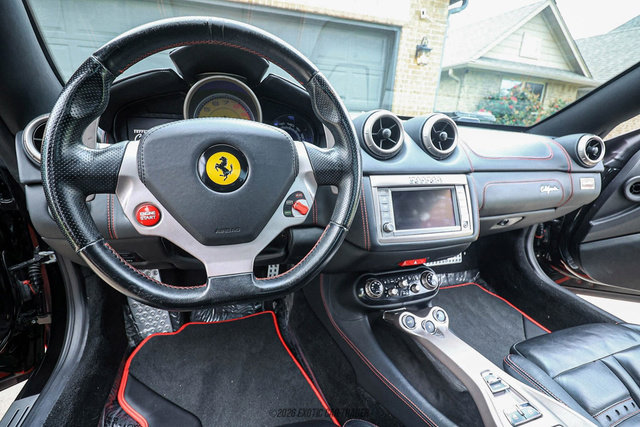 Used 2012 Ferrari California RWD image 36