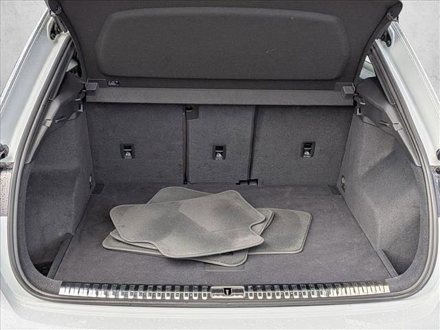 Used 2021 Audi Q3 2.0T Premium w/ 19" Wheel Package image 6