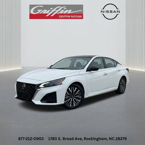 Certified 2025 Nissan Altima 2.5 SV FWD image 1