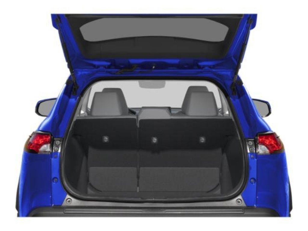 Used 2024 Toyota Corolla Cross LE image 11