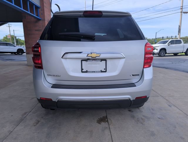 Used 2017 Chevrolet Equinox Premier w/ Enhanced Convenience Package FWD image 7