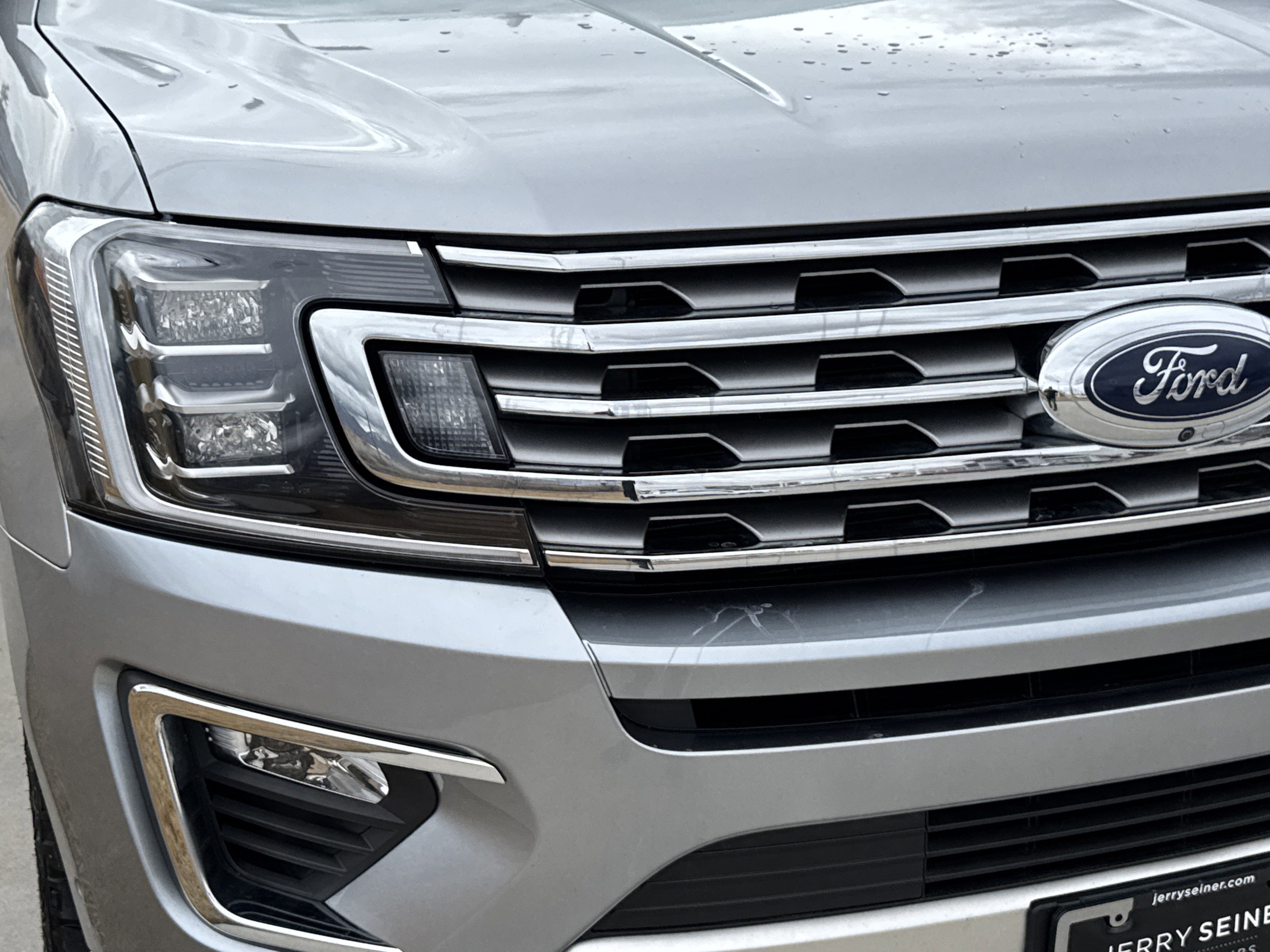 Used 2021 Ford Expedition Max Limited image 10