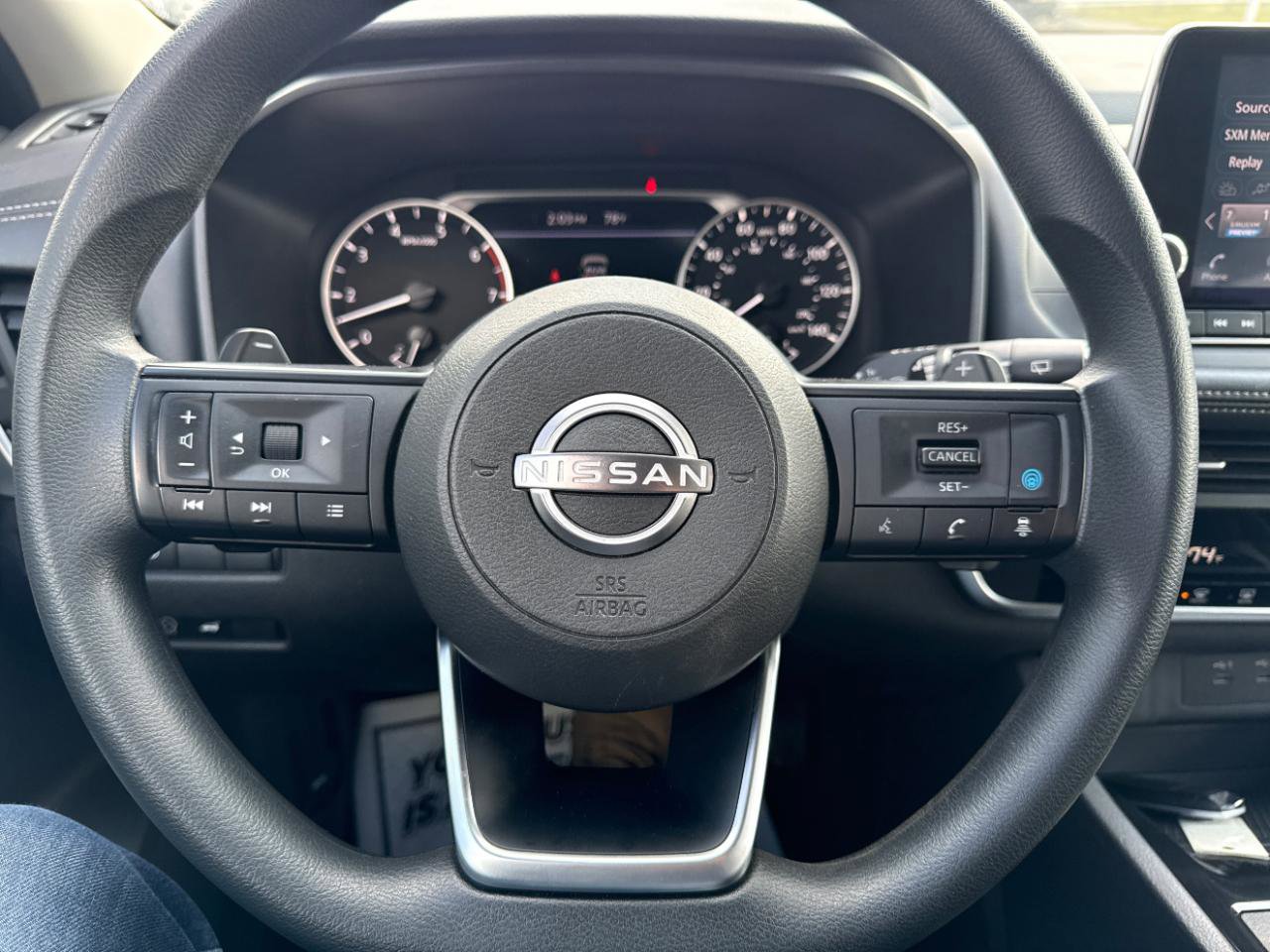 Used 2024 Nissan Rogue SV image 20