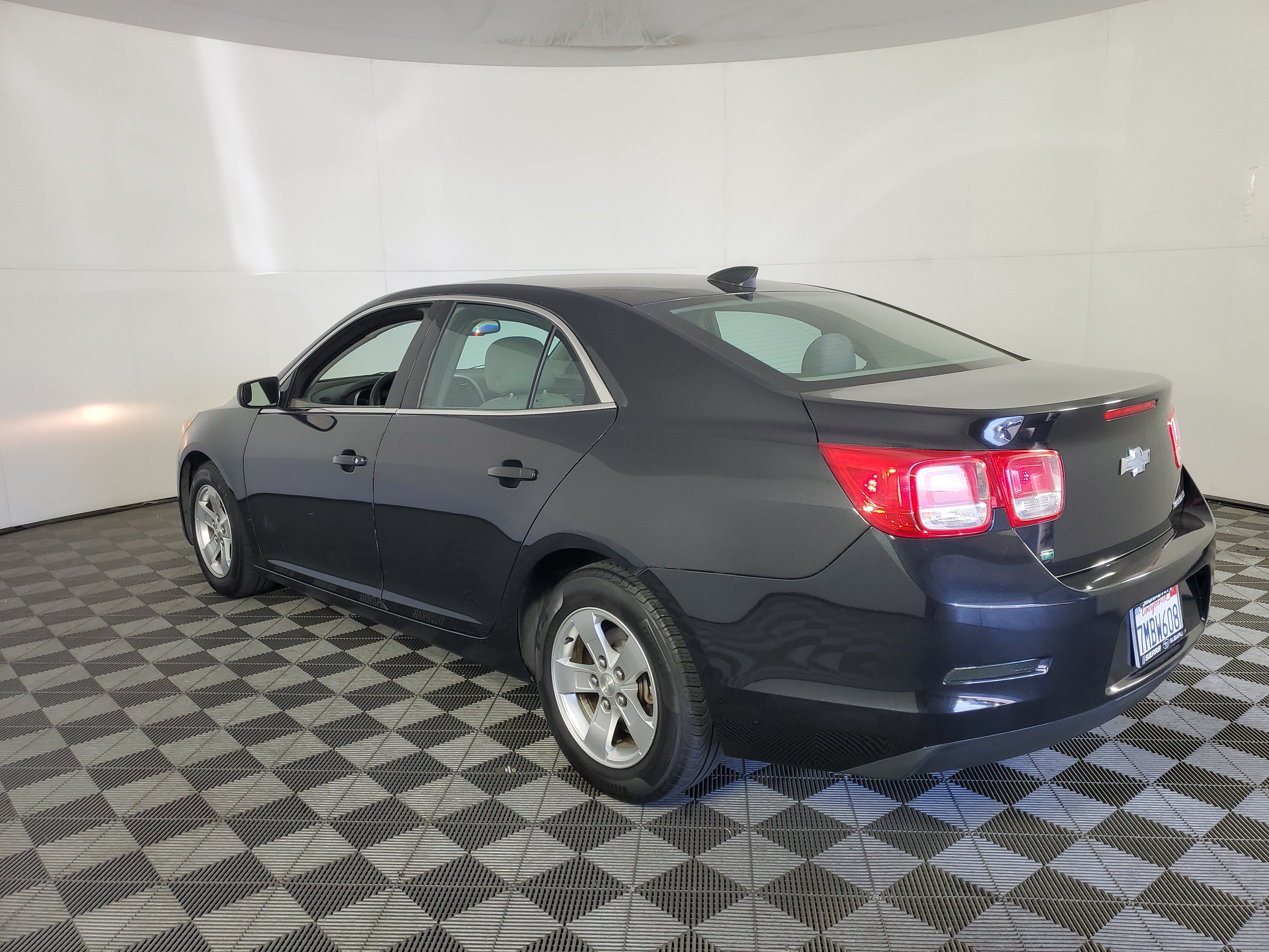 Used 2015 Chevrolet Malibu LS FWD image 6