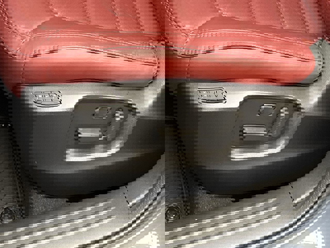 Certified 2023 MAZDA CX-5 Carbon Edition image 11