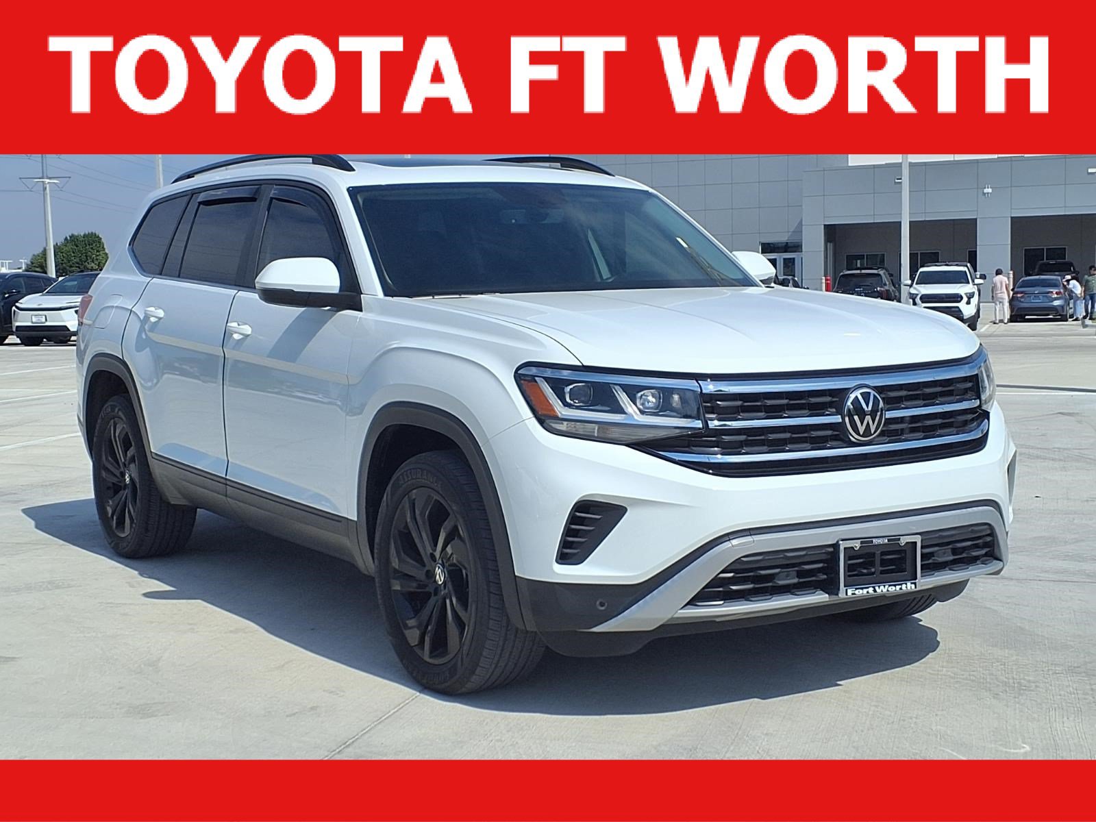 Used 2023 Volkswagen Atlas SE w/ Panoramic Sunroof Package