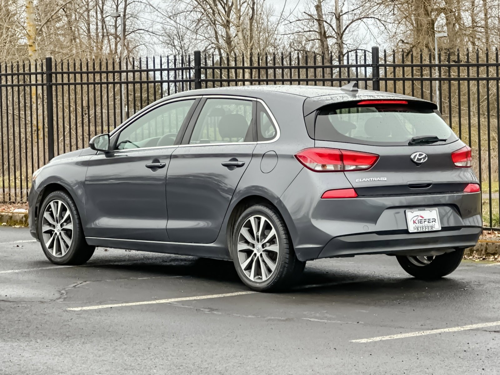 Used 2019 Hyundai Elantra GT image 6