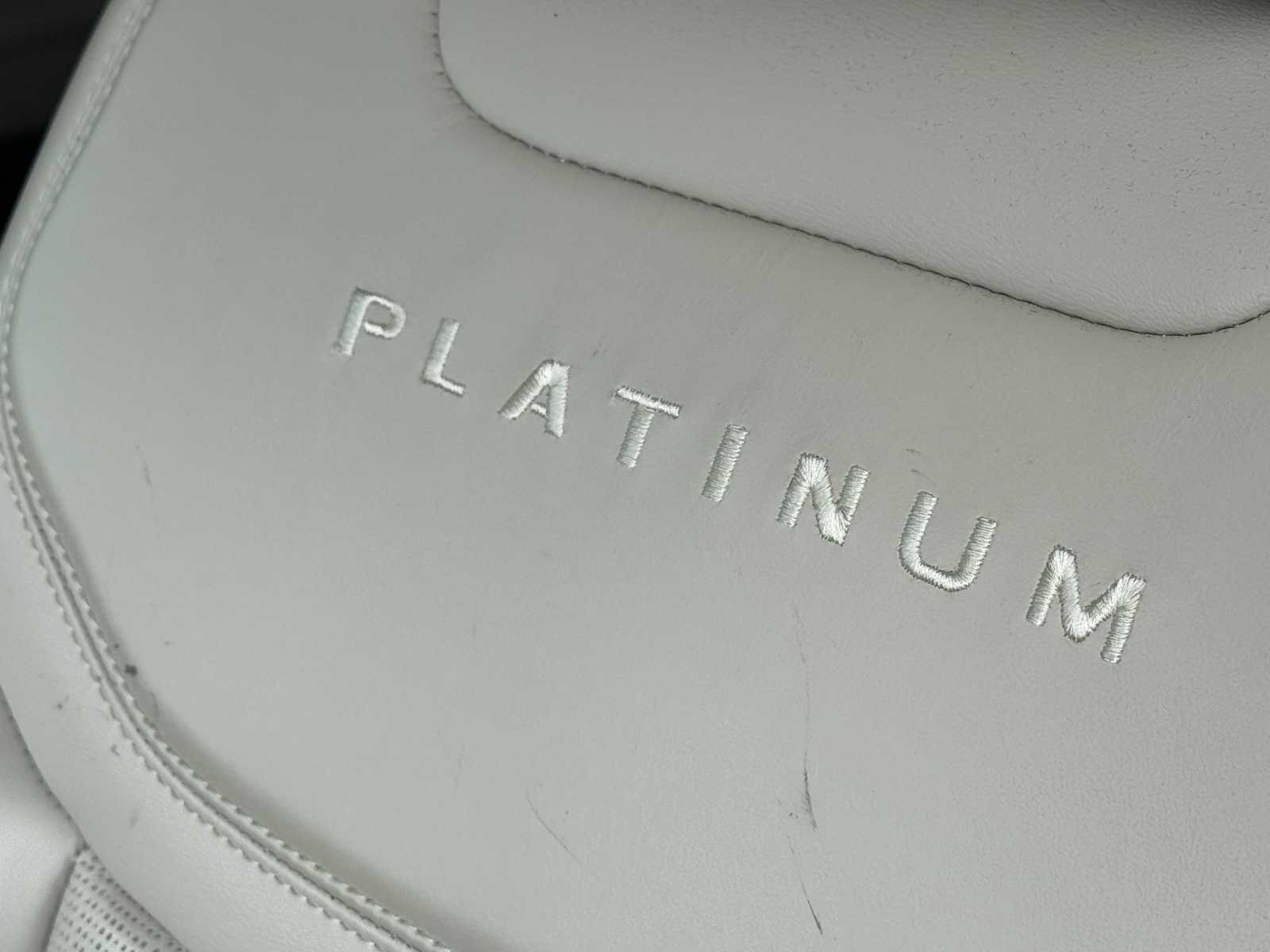 Used 2021 Ford Explorer Platinum w/ Equipment Group 601A AWD/4WD image 13