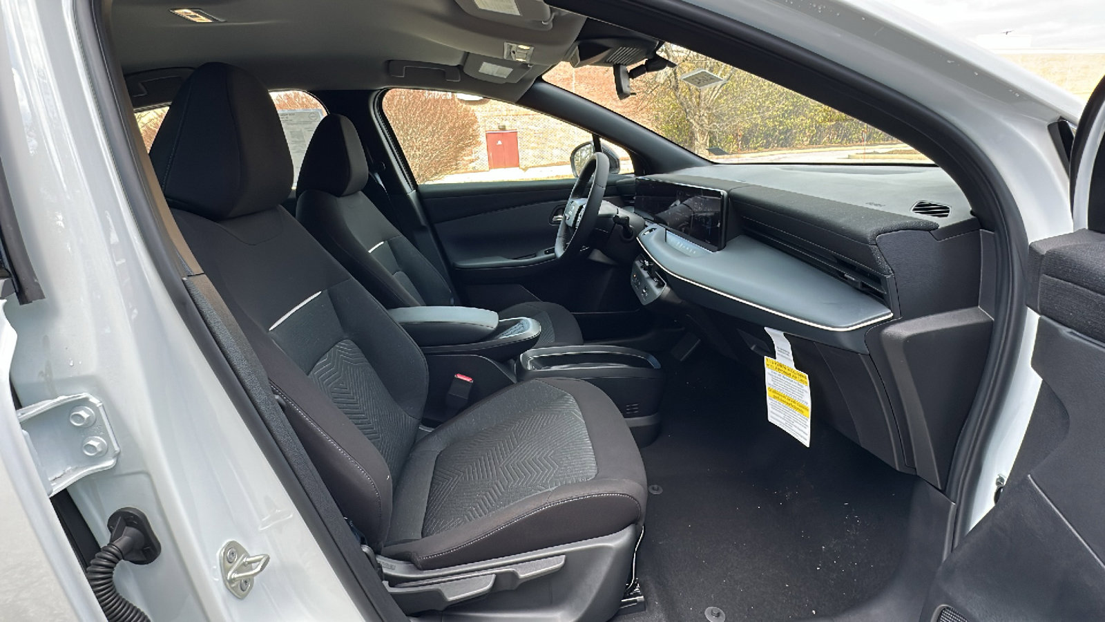 New 2026 Nissan Leaf w/ Illuminated Package image 9