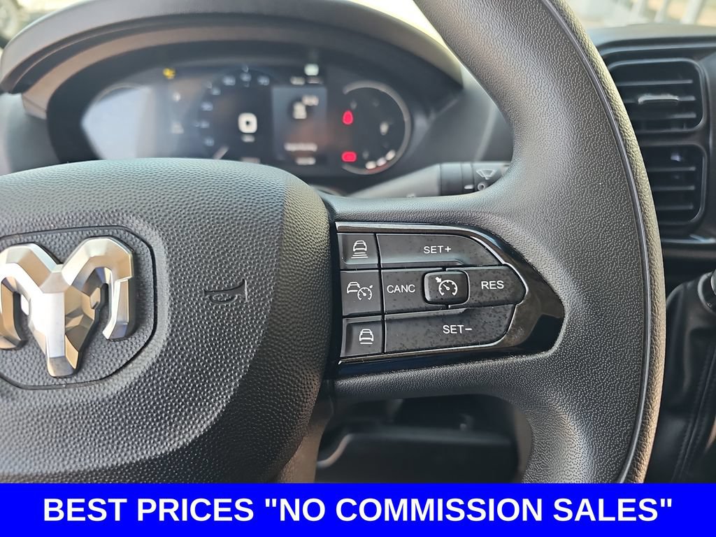 Used 2025 RAM ProMaster 2500 w/ U-Haul Equipment Group FWD image 17