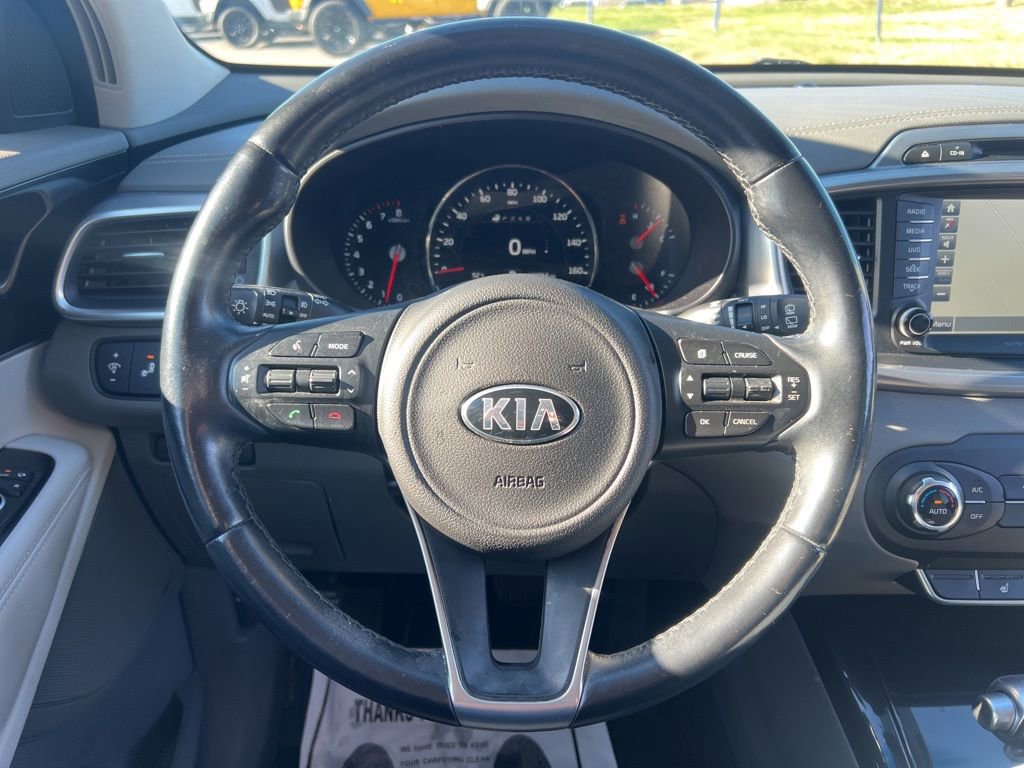 Used 2016 Kia Sorento SX image 15