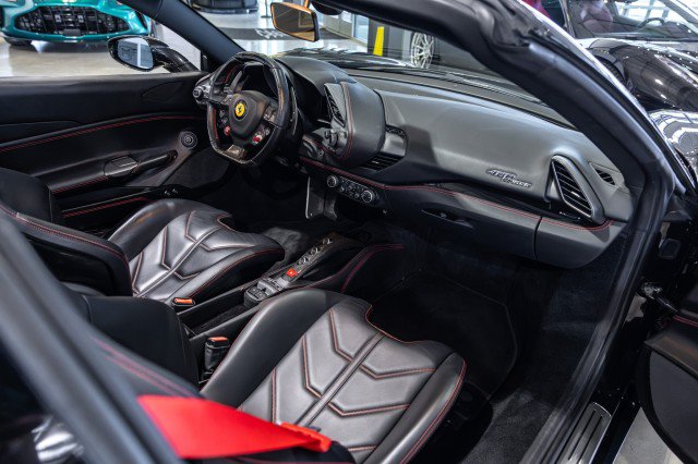 Used 2018 Ferrari 488 Spider RWD image 35