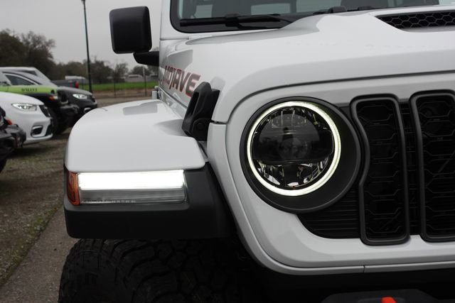 New 2026 Jeep Gladiator Mojave AWD/4WD image 5