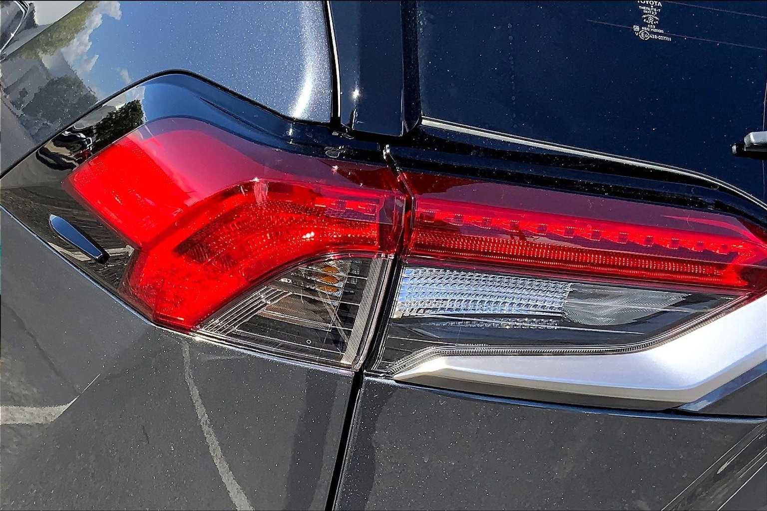 Certified 2025 Toyota RAV4 XSE image 27