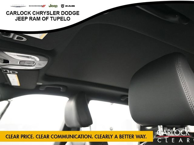 New 2026 Jeep Compass Latitude w/ Sun and Sound Group image 19