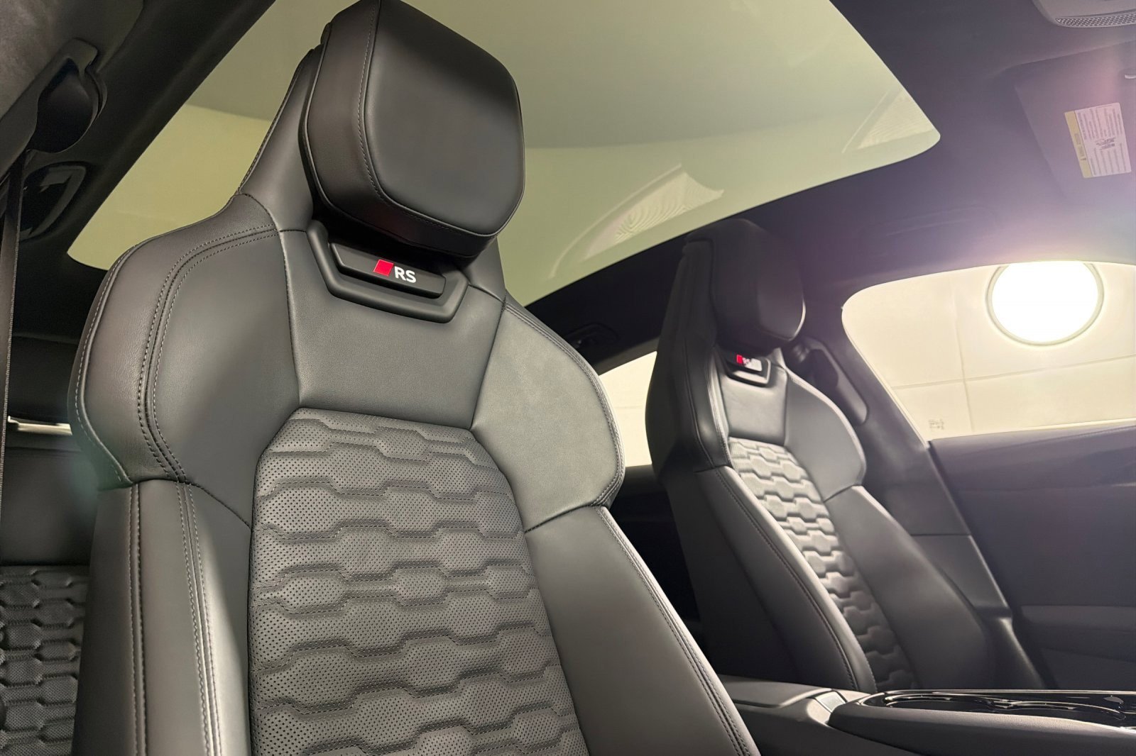 Certified 2025 Audi RS e-tron GT performance image 15