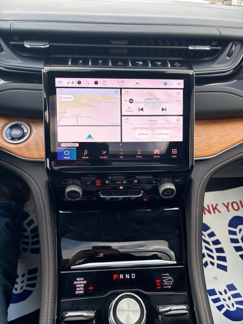 Used 2022 Jeep Grand Cherokee Summit image 4