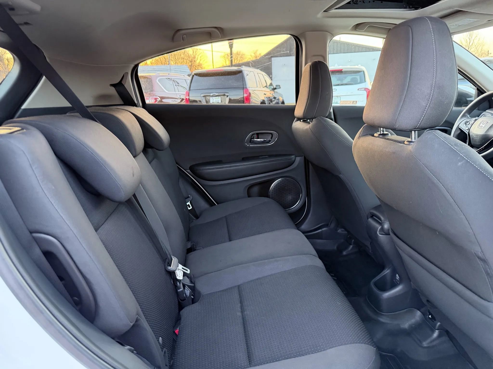 Used 2022 Honda HR-V EX image 36