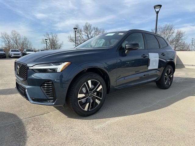 New 2026 Volvo XC60 B5 Plus w/ Protection Package Premier AWD/4WD image 3