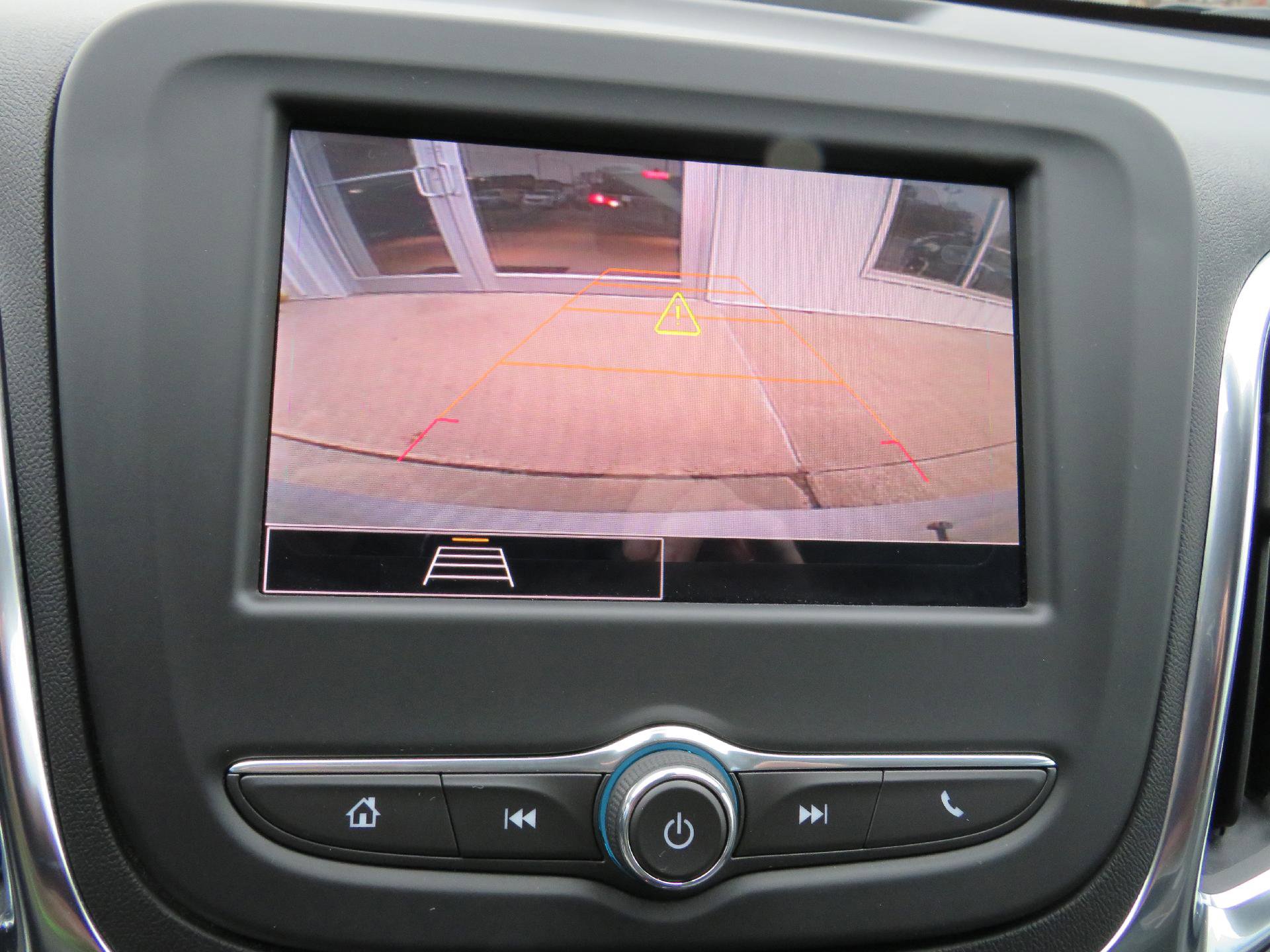 Used 2022 Chevrolet Equinox LT image 6