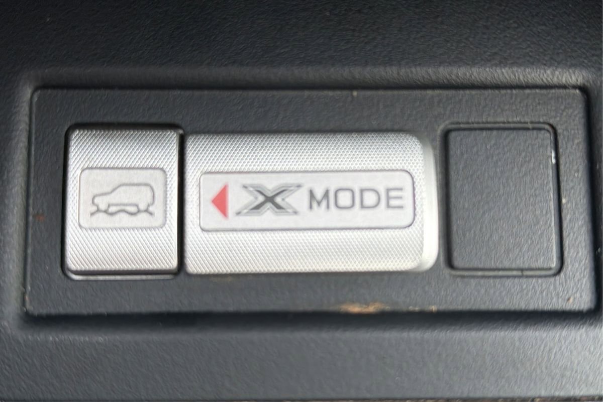 Used 2018 Subaru Forester 2.5i Touring image 40