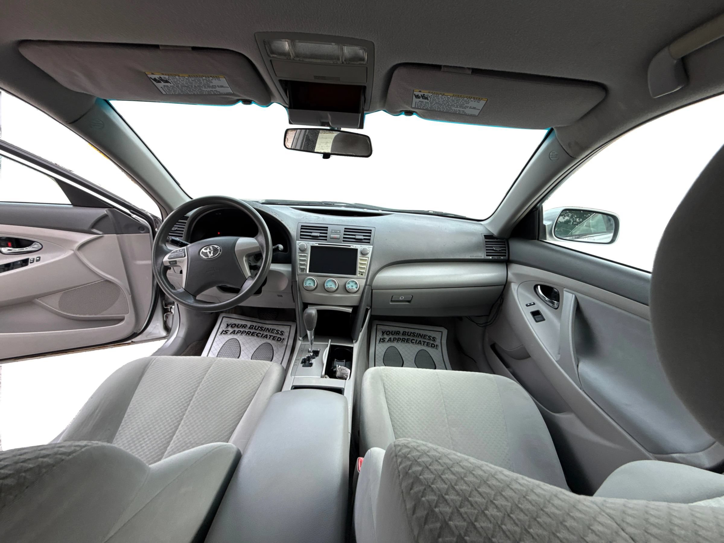Used 2009 Toyota Camry XLE FWD image 21