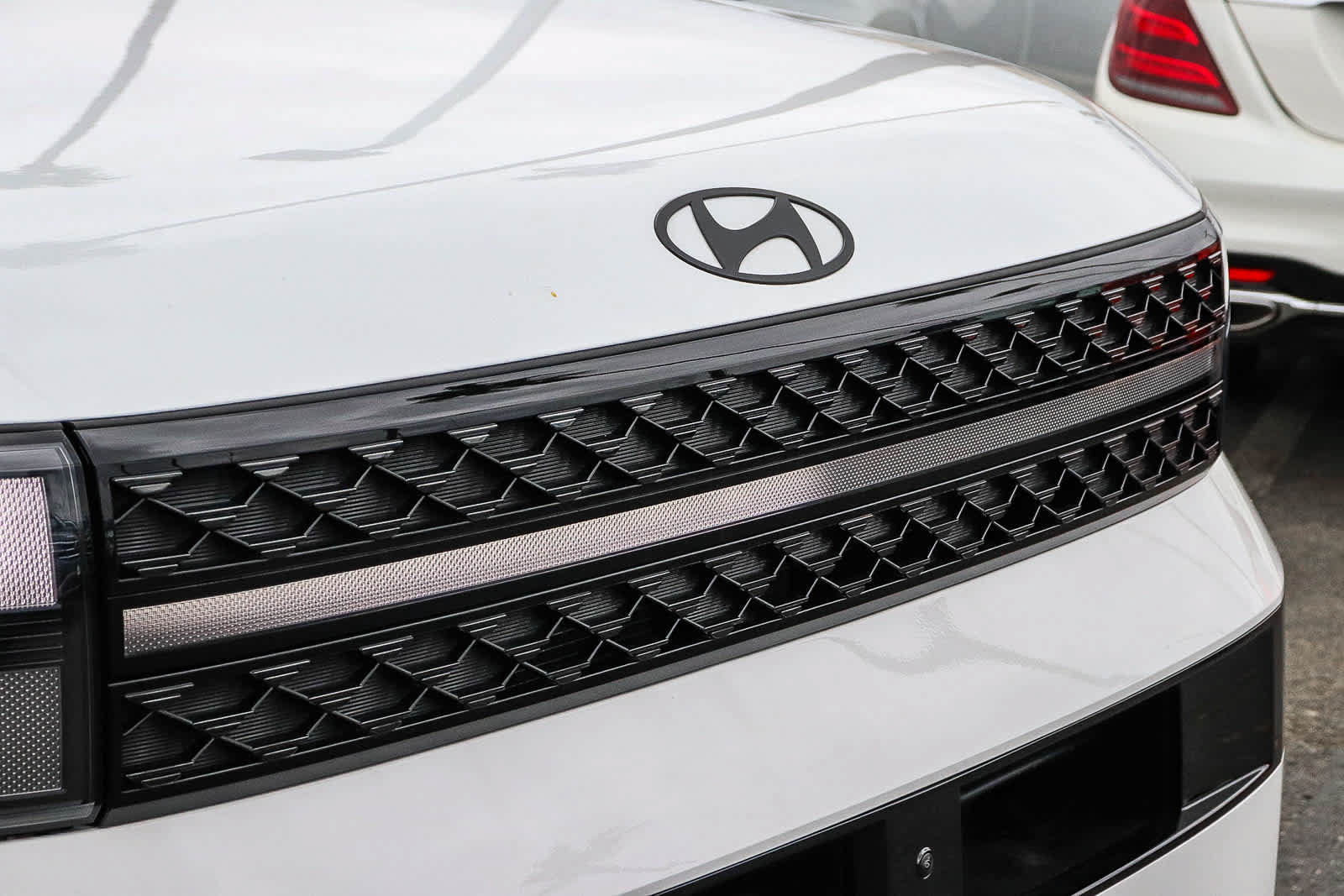 New 2026 Hyundai Santa Fe Calligraphy FWD image 6