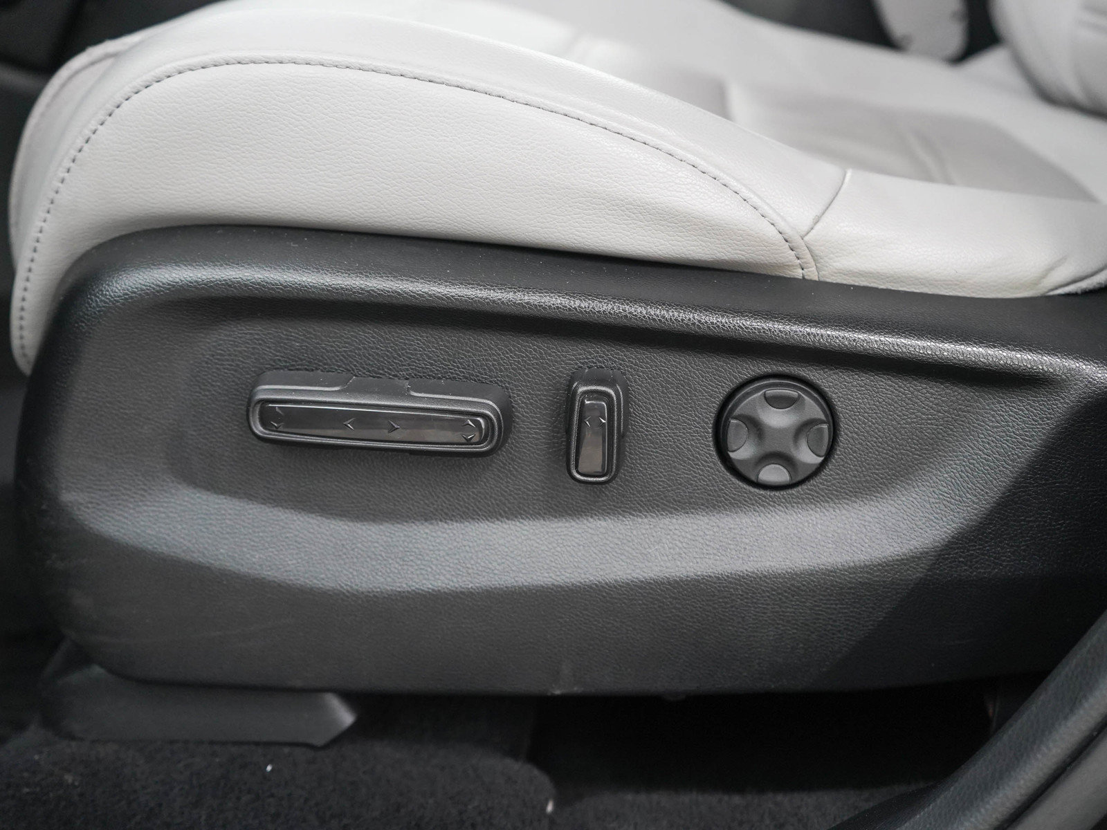 Used 2020 Honda CR-V EX-L image 27