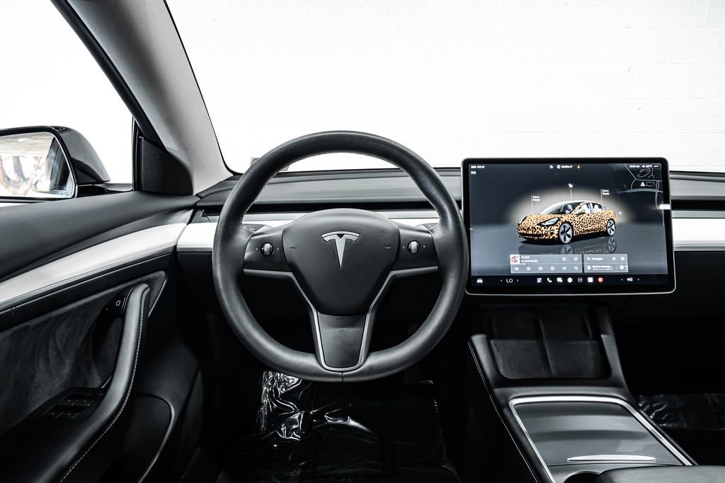 Used 2023 Tesla Model 3 Standard Range image 21