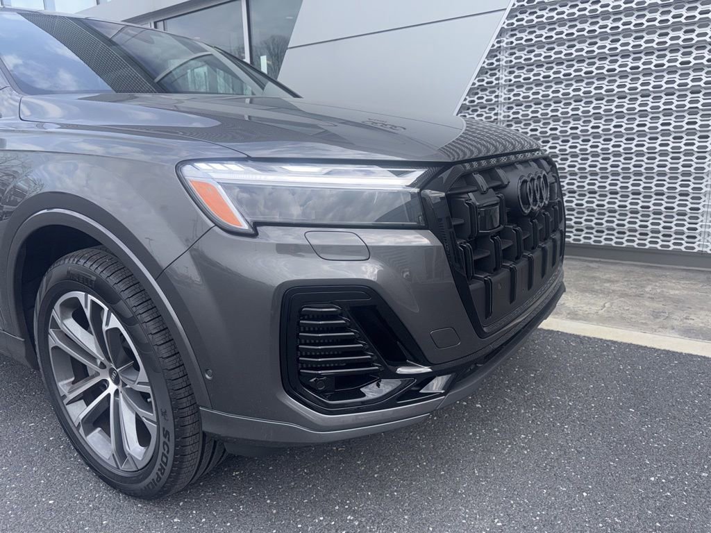 New 2026 Audi Q7 3.0T Premium AWD/4WD image 7
