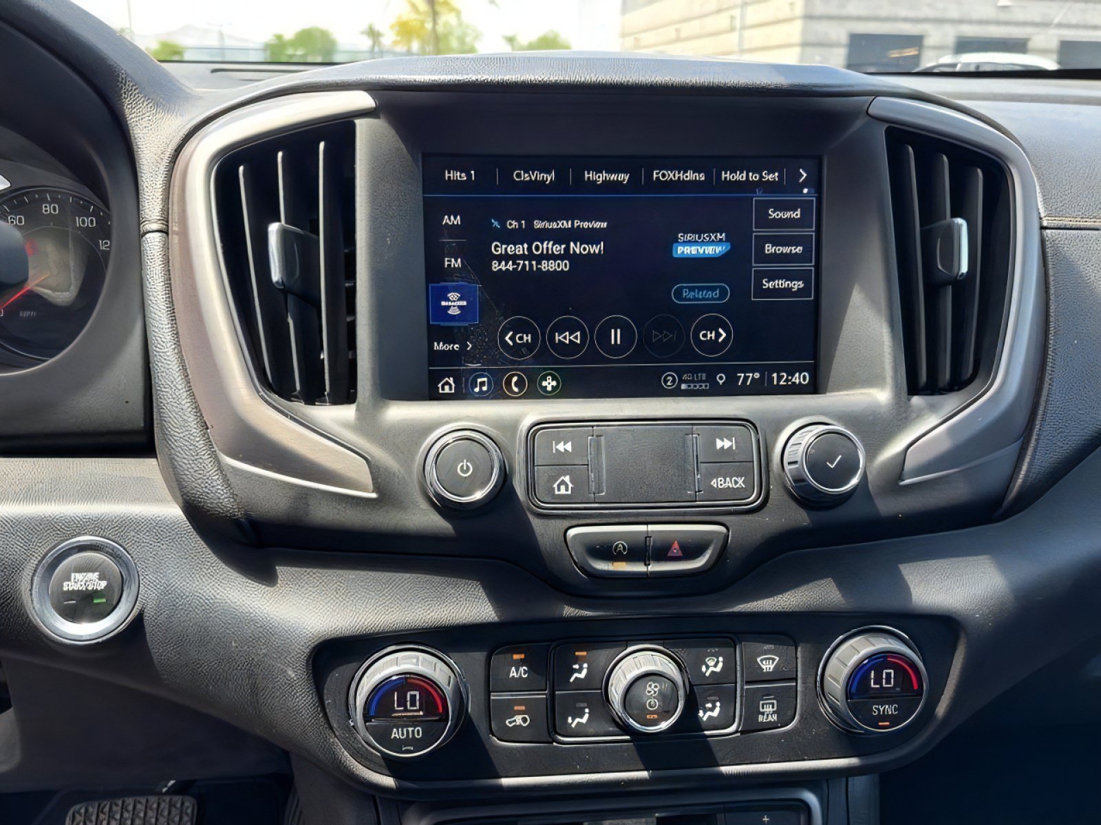 Used 2024 GMC Terrain AT4 AWD/4WD image 14