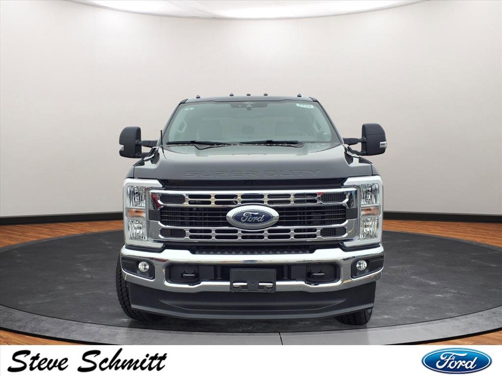 New 2026 Ford F250 XLT w/ FX4 Off-Road Package image 24