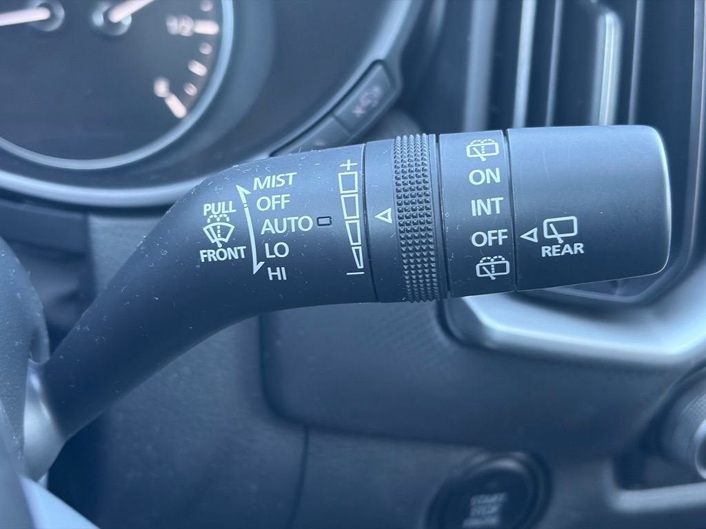Used 2025 MAZDA CX-50 AWD 2.5 S w/ Premium Package image 27