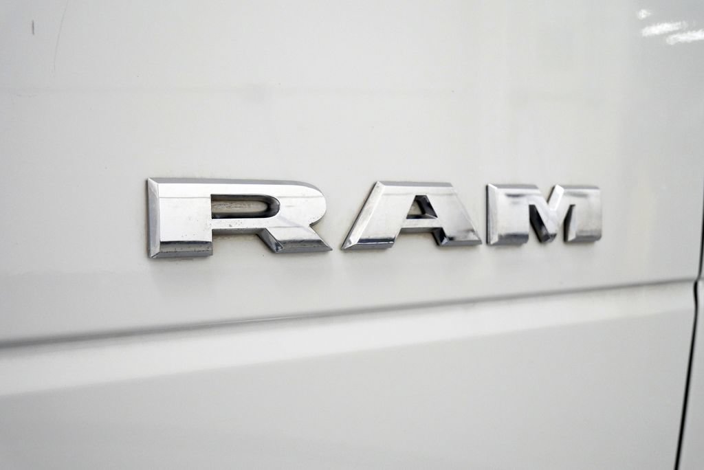 Used 2024 RAM 2500 Big Horn w/ Off Road Package AWD/4WD image 9