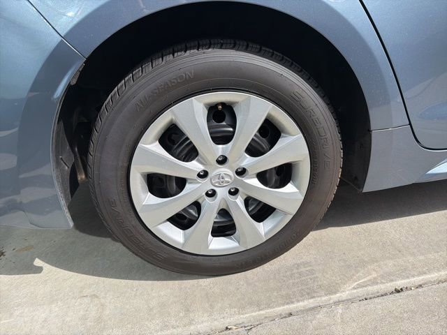 Used 2024 Toyota Corolla LE image 28