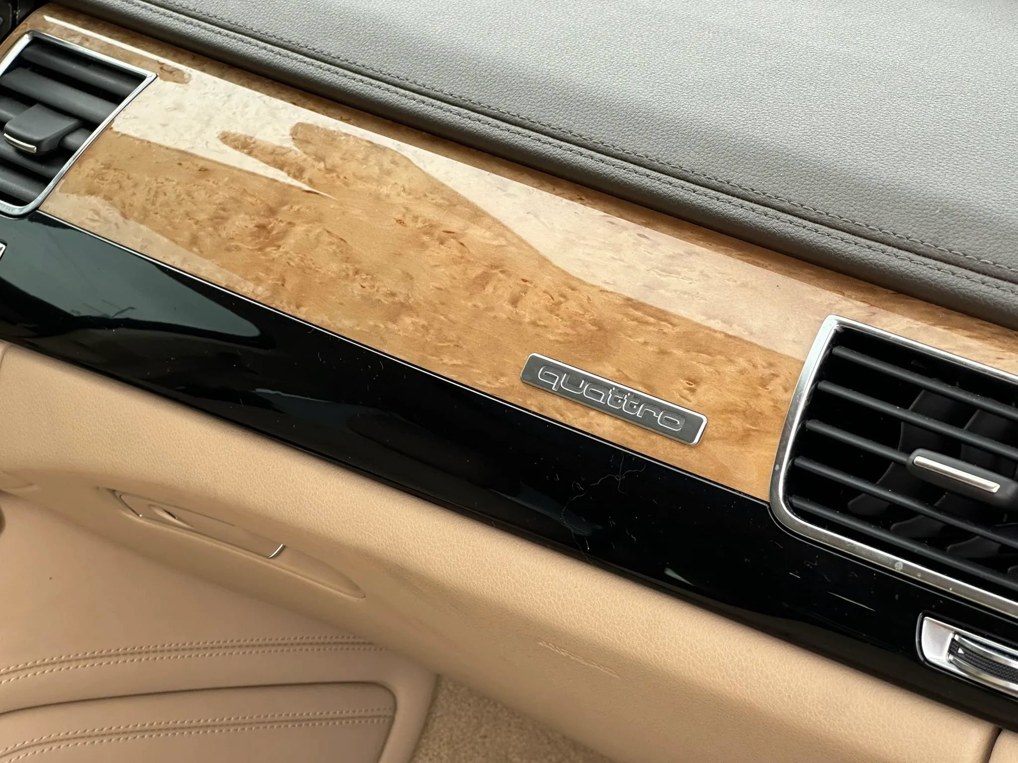 Used 2013 Audi A8 L 4.0T AWD/4WD image 30