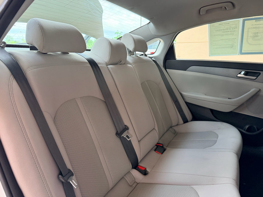 Used 2017 Hyundai Sonata SE FWD image 26
