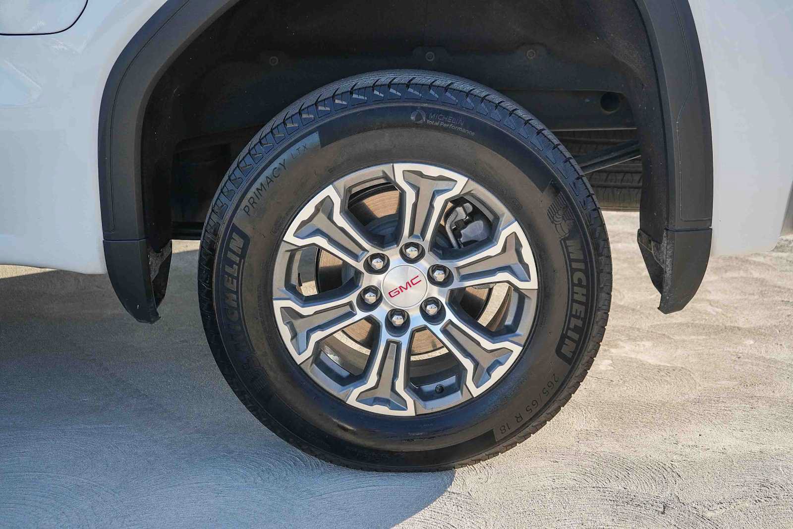 Used 2026 GMC Sierra 1500 SLT RWD image 10