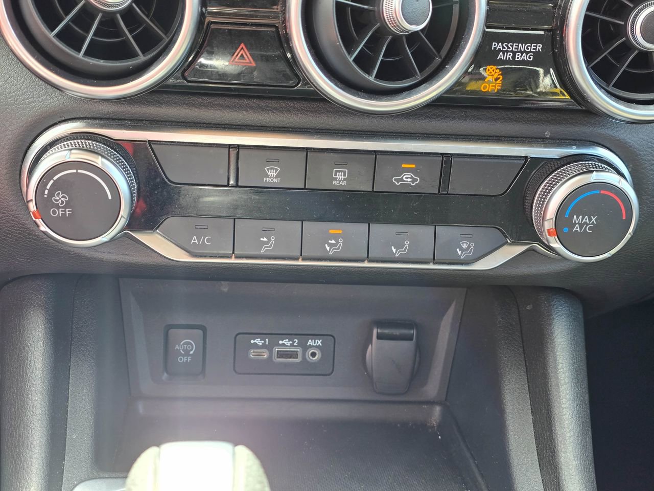 Used 2025 Nissan Sentra SV FWD image 19