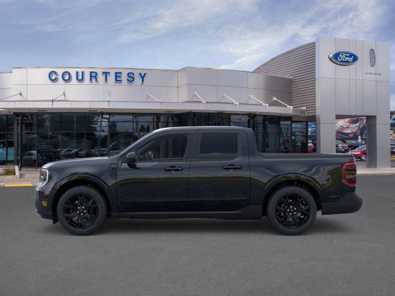 New 2025 Ford Maverick Lariat w/ Black Appearance Package image 3