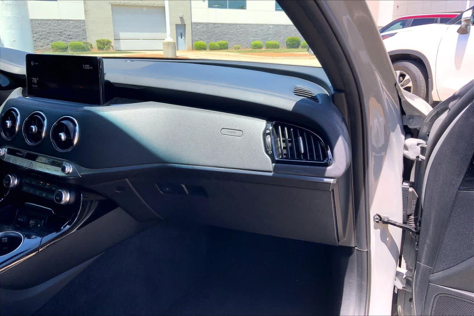 Used 2022 Kia Stinger GT-Line RWD image 18