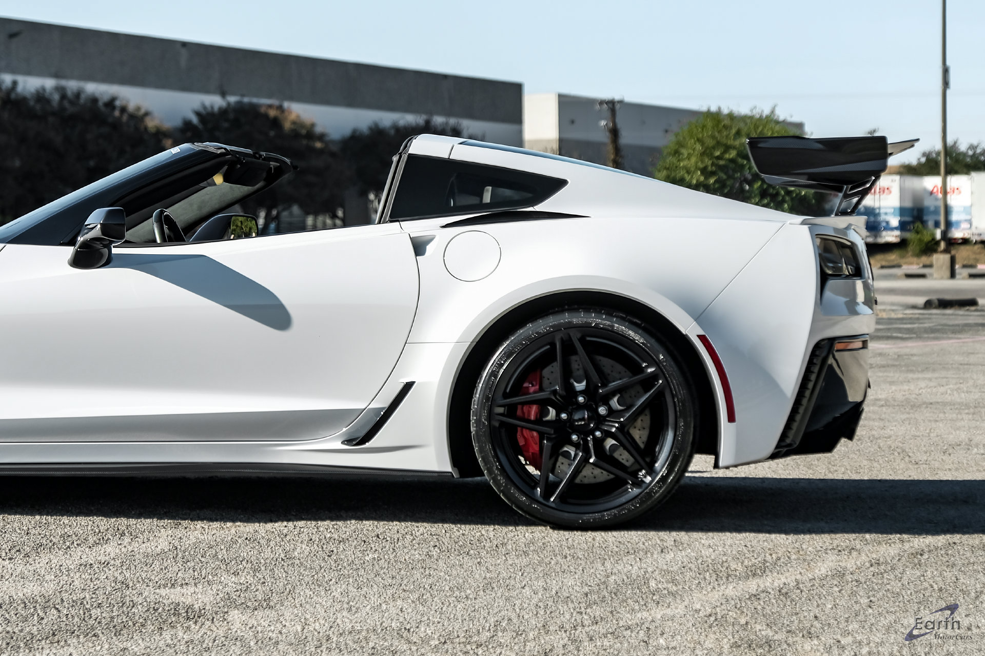 Used 2019 Chevrolet Corvette ZR1 RWD image 12