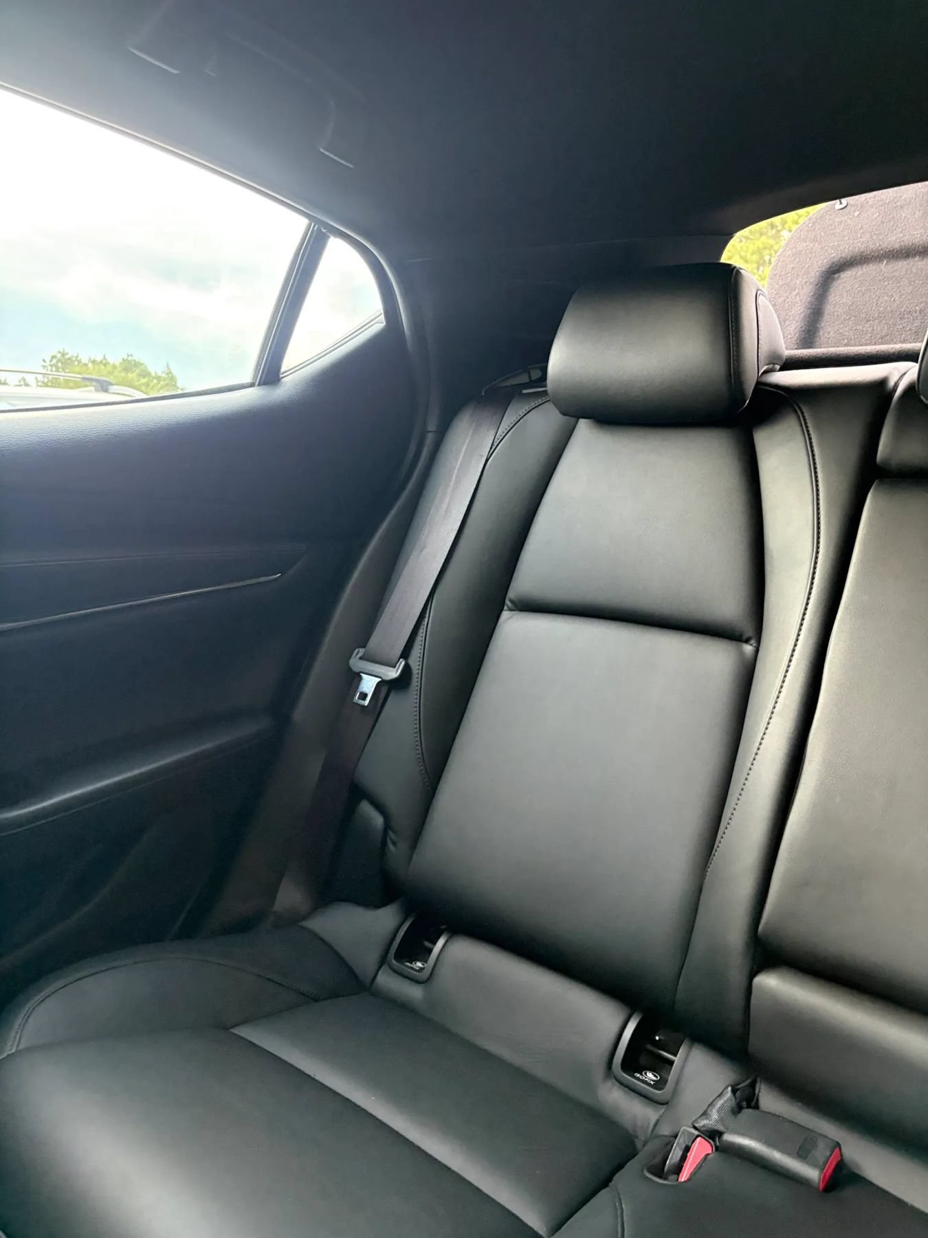 Used 2019 MAZDA MAZDA3 Hatchback w/ Preferred Package FWD image 20
