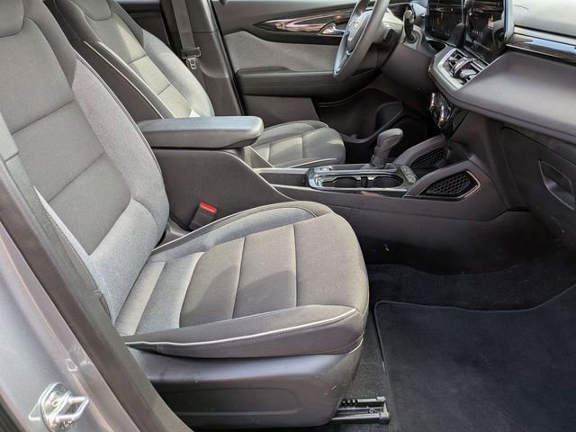 Used 2025 Chevrolet TrailBlazer LT image 29
