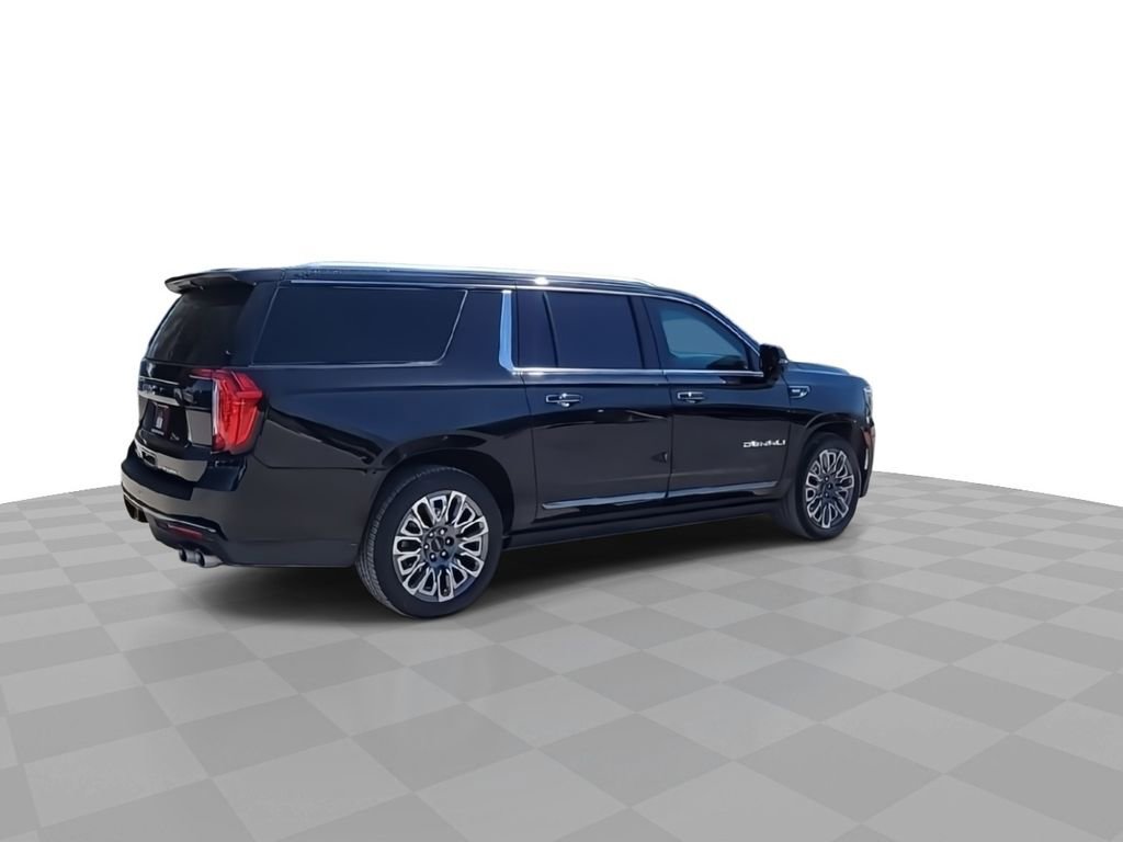 Certified 2024 GMC Yukon XL Denali Ultimate image 8