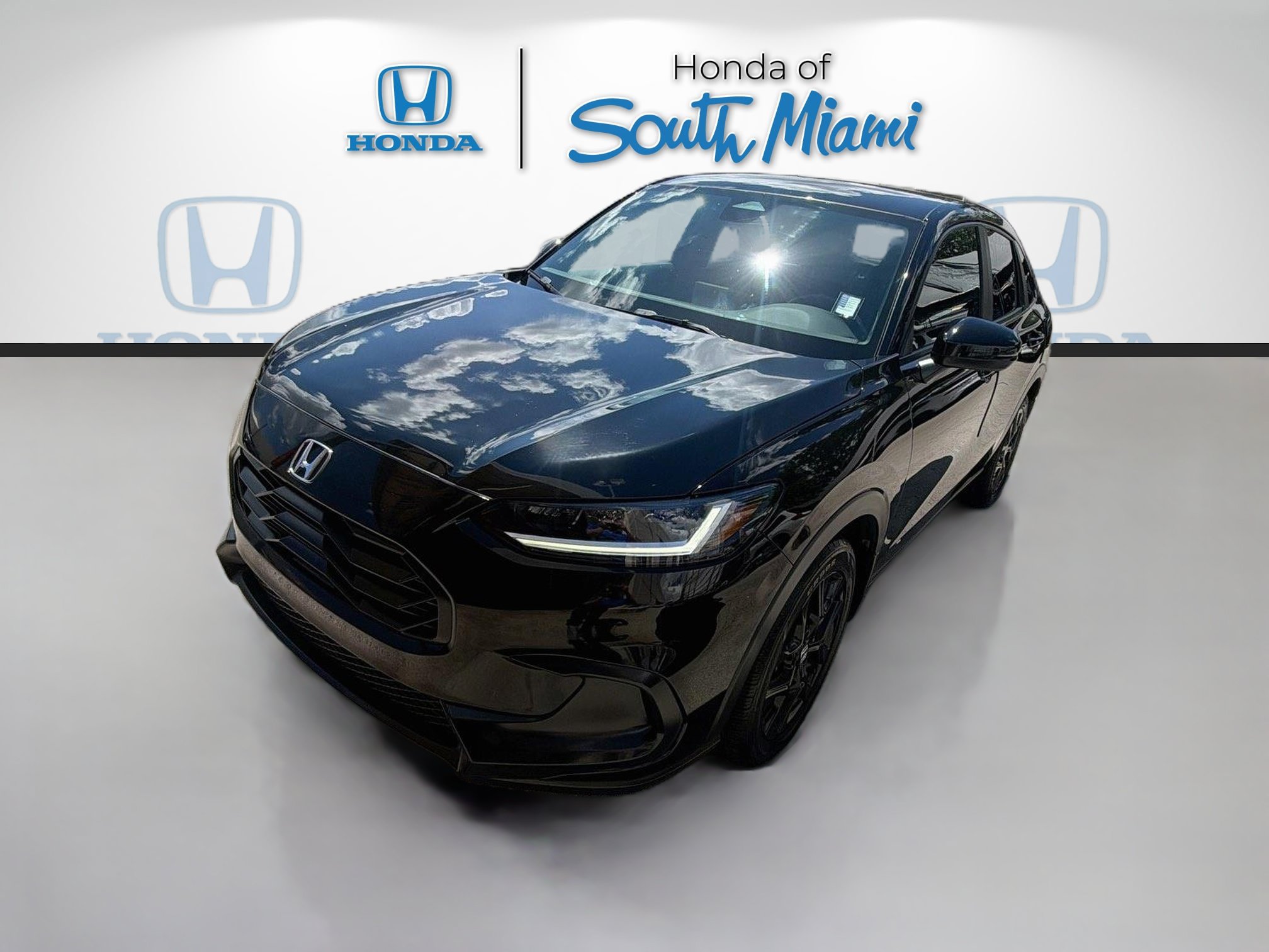 Used 2024 Honda HR-V Sport image 3