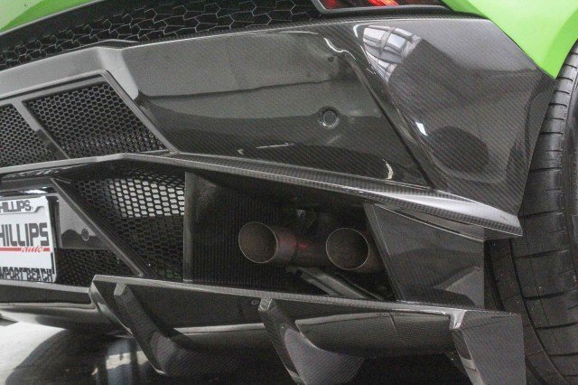 Used 2015 Lamborghini Huracan LP 610-4 image 16