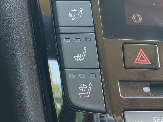 Used 2021 INFINITI QX50 Sensory AWD/4WD image 23