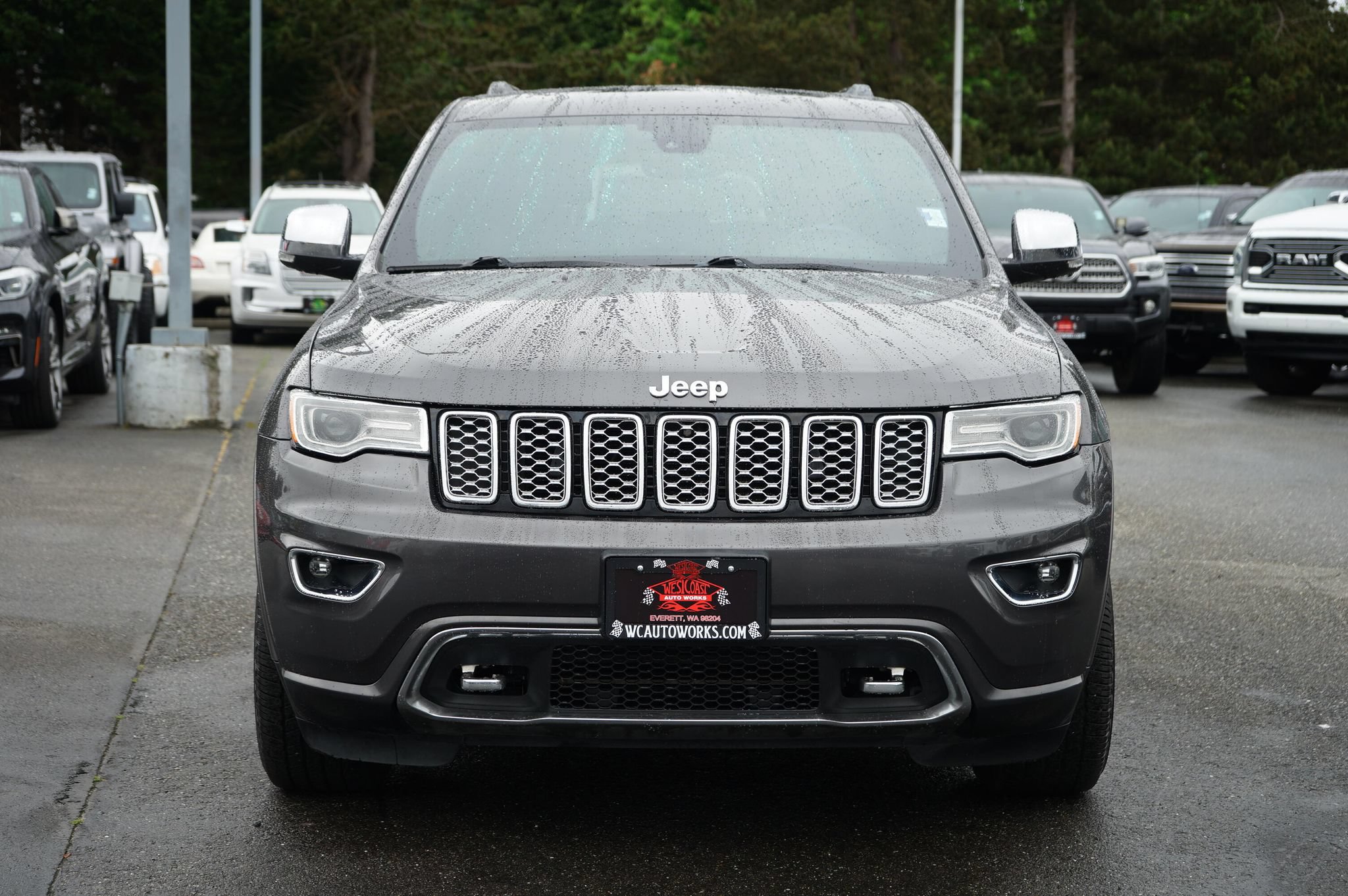 Used 2017 Jeep Grand Cherokee Overland AWD/4WD image 8