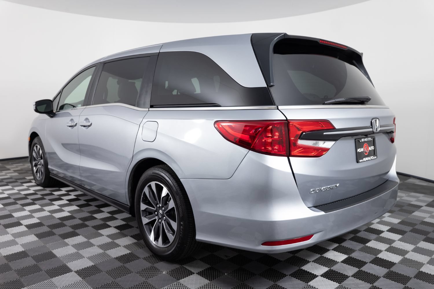 Used 2024 Honda Odyssey EX-L image 5